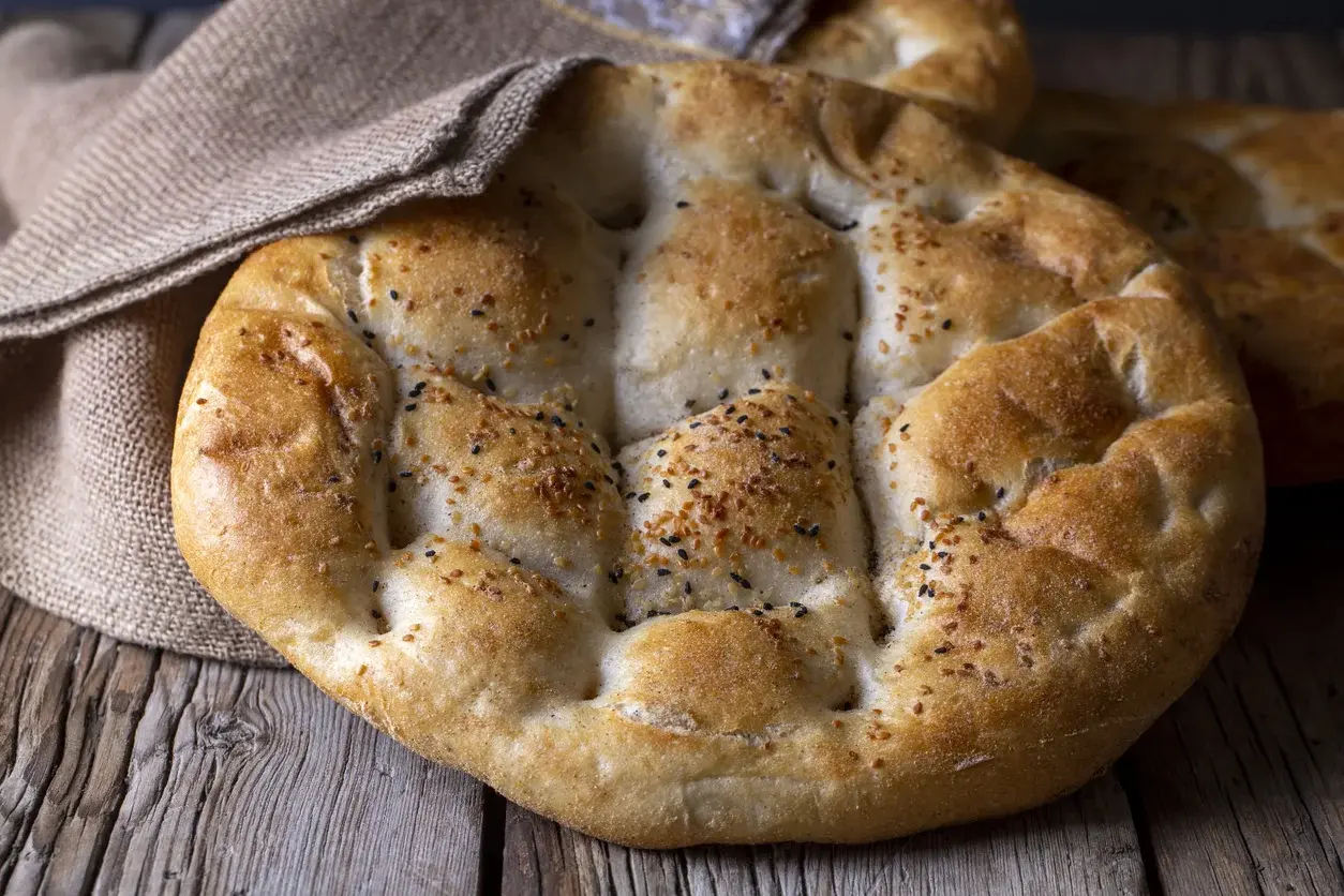 Ramazan Pidesi Tarifi: Evde Ramazan Pidesi Nasıl Yapılır? image